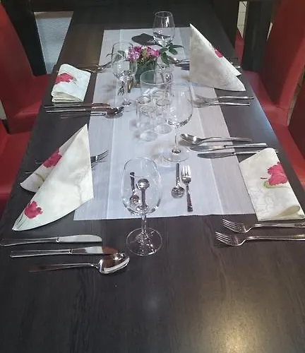 Weinhotel Platz 3* Trier