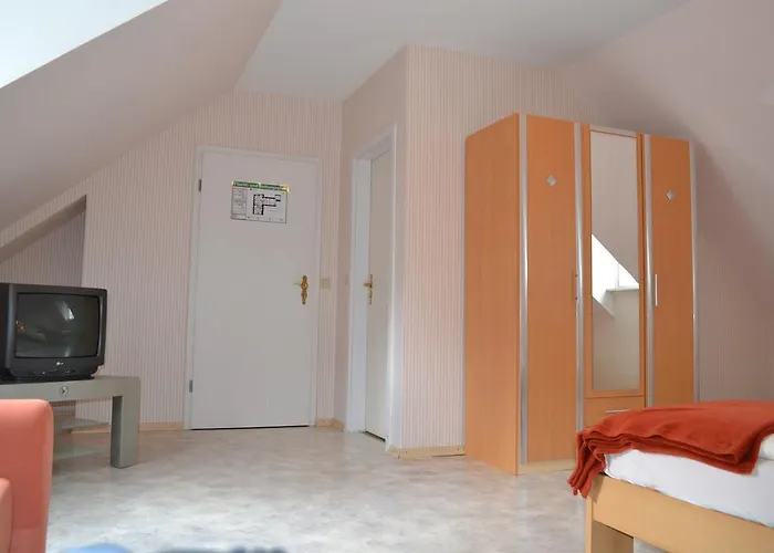 Weinhotel Platz Szálloda