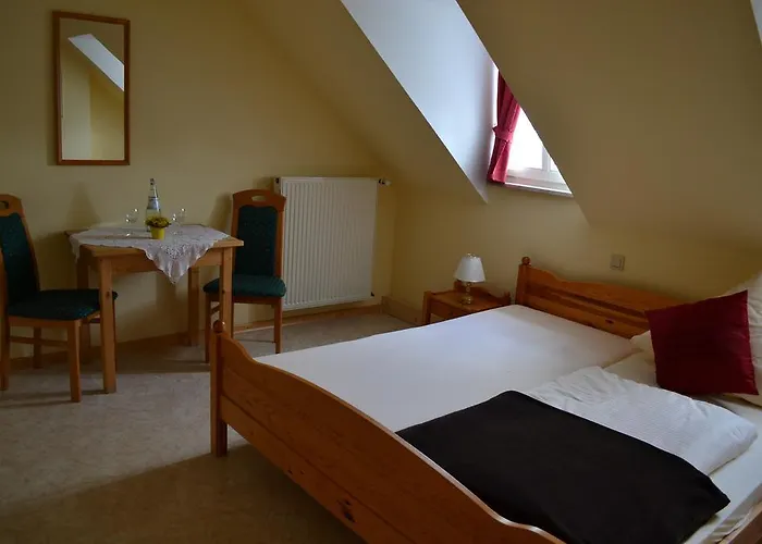 Weinhotel Platz Szálloda