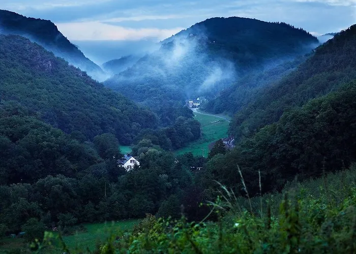 Weinhotel Platz 3* Trier